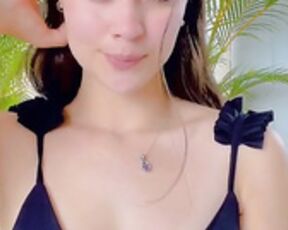 MiaGreyXOX's First Anal Session