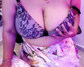 Paro_bhabhi_boons