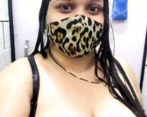 Rani_shower_show 4