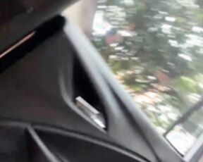 Milaivanova fingering his wet pussy in car