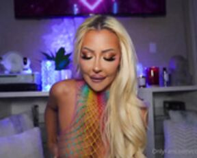 Bimbo milf cum in mouth