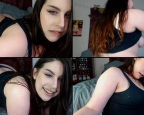 Haylihaze plays with her pussy baby in cam recording 2017-04-28 092255