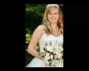 Blonde Lisa From Essex Shows Her Huge Boobs