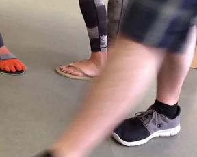 Persian milf candid feet