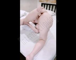 Flexible Camgirl Yok Orgasm Show