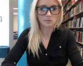 Library cam girl caught 1