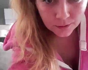 Lauriehot webcam show 2020-03-17_14-08-46_685