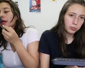 Algodondeazucar webcam show 2020-03-29_23-35-55_190
