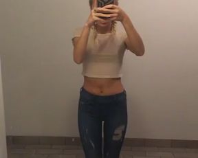 NaomiWoods SnapChat UBi1fO1r4gMBUJkYCJ7kUcztwiqnEPGP